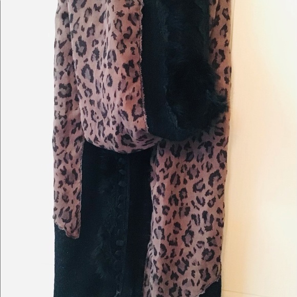 Scarf - Picture 3 of 6